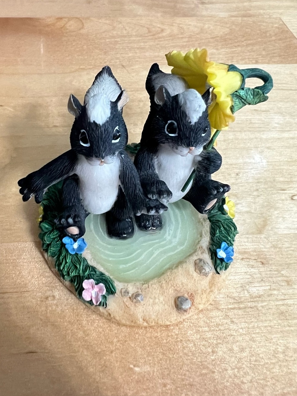 Vtg Fitz & Floyd Charming Tails Getting Our Feet Wet Figurine Dean Griff Skunks